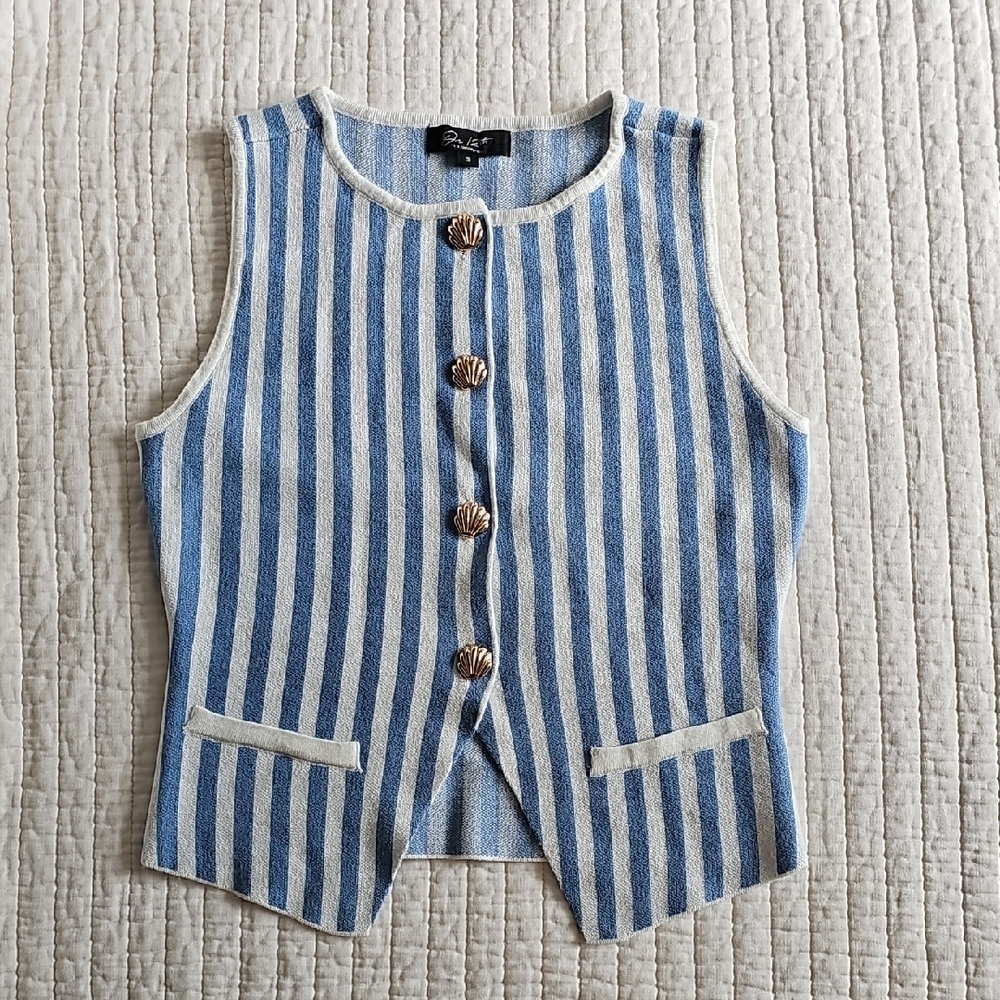 On 12th Young Contemporary Top (Small)